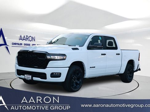 Used 2025 RAM 1500 Big Horn AWD/4WD image 1