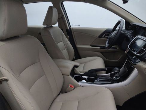 Used 2017 Honda Accord EX-L image 21