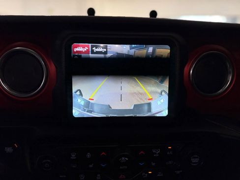 Used 2021 Jeep Gladiator Rubicon image 17