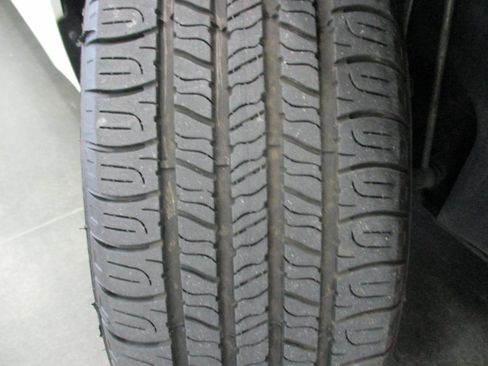 Used 2021 Volkswagen Jetta SE FWD image 24