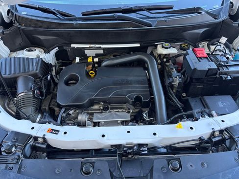Used 2025 Chevrolet Equinox LT image 29