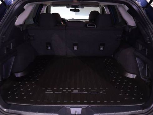 Used 2021 Subaru Outback AWD/4WD image 29