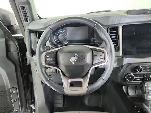 Used 2024 Ford Bronco Black Diamond AWD/4WD image 20