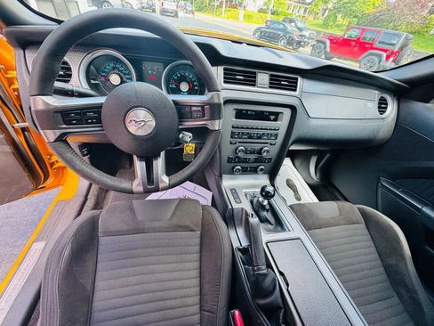 Used 2012 Ford Mustang Boss 302 w/ Boss 302 Accessory Pkg image 14