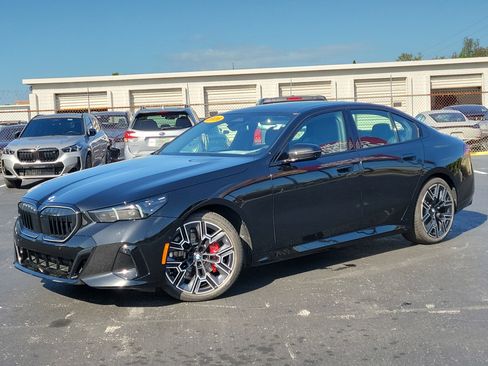 Used 2026 BMW 530i w/ M Sport Package image 1