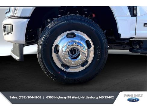 New 2026 Ford F350 XL w/ STX Appearance Package AWD/4WD image 7