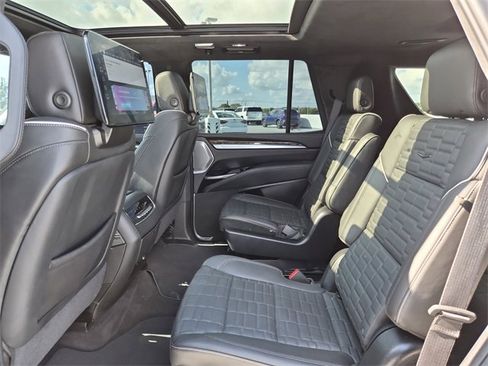 Certified 2025 Cadillac Escalade Sport Platinum image 22