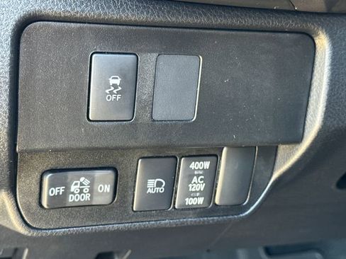 Used 2023 Toyota Tacoma TRD Off-Road w/ Black Out Package (TMS) image 31