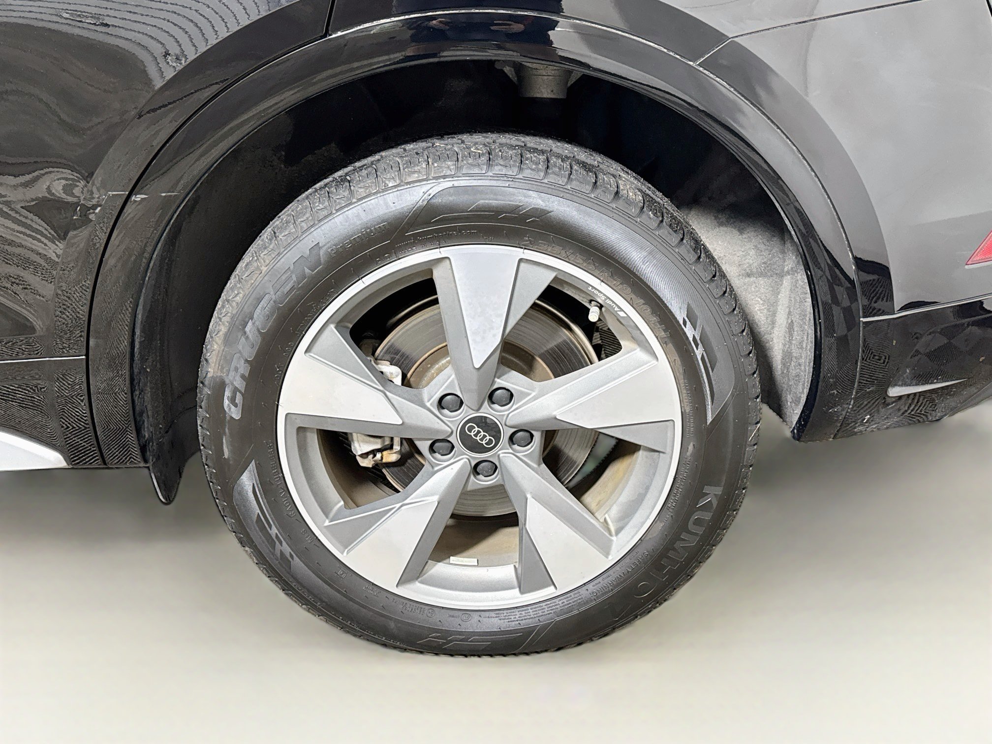 Used 2024 Audi Q5 2.0T Premium AWD/4WD image 26