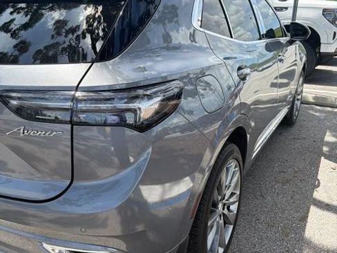 Certified 2021 Buick Envision Avenir w/ Technology Package II FWD image 6