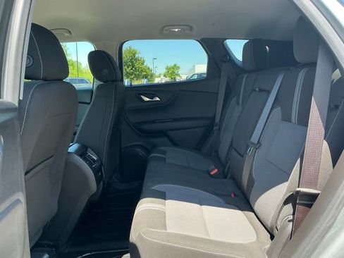 Used 2024 Chevrolet Blazer LT w/ Convenience Package FWD image 33