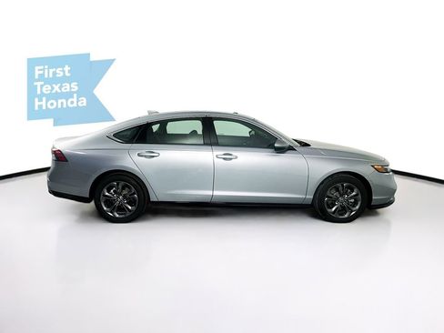 Certified 2025 Honda Accord EX-L image 8