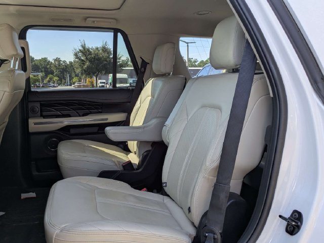 Used 2020 Ford Expedition Platinum AWD/4WD image 10