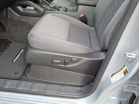 New 2026 Nissan Frontier SV w/ SV Convenience Package RWD image 6