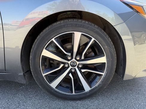 Used 2023 Nissan Maxima SL FWD image 14