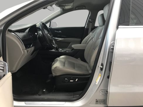 Used 2020 Cadillac XT4 Premium Luxury image 9