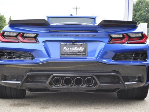 Used 2023 Chevrolet Corvette Z06 image 8