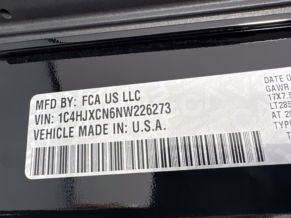 Used 2022 Jeep Wrangler Rubicon w/ Steel Bumper Group AWD/4WD image 11