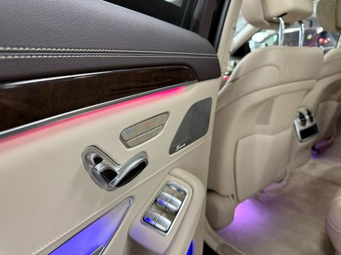 Used 2020 Mercedes-Benz S 560 Sedan image 11