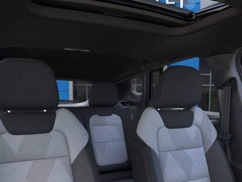 New 2026 Chevrolet Trax RS w/ Sunroof Package FWD image 24