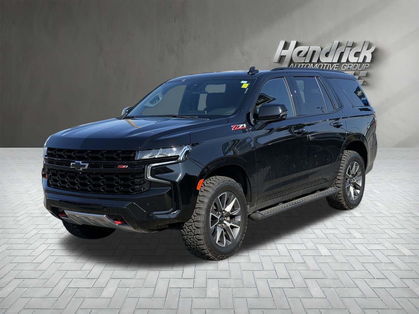 Used 2023 Chevrolet Tahoe Z71 w/ Luxury Package AWD/4WD image 5