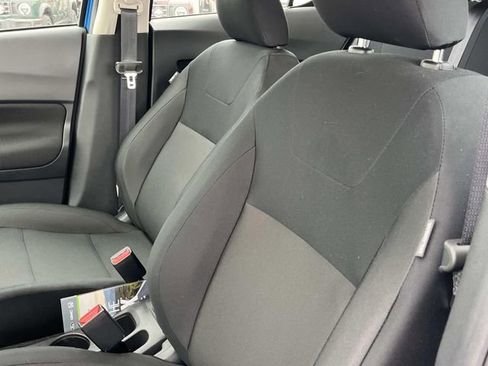 Certified 2025 Nissan Kicks Play S FWD image 26