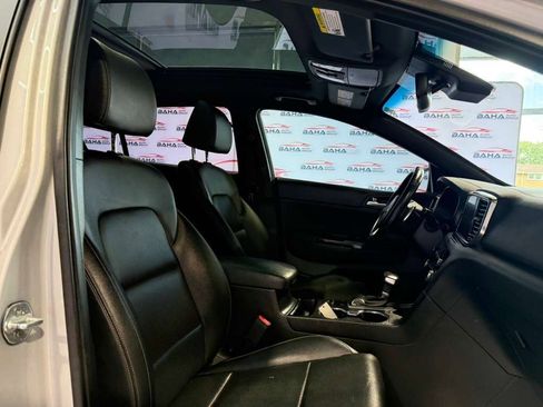 Used 2022 Kia Sportage Nightfall Edition w/ Nighfall AWD Premium Package image 38