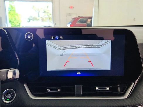 Used 2026 Chevrolet Equinox LT FWD image 27