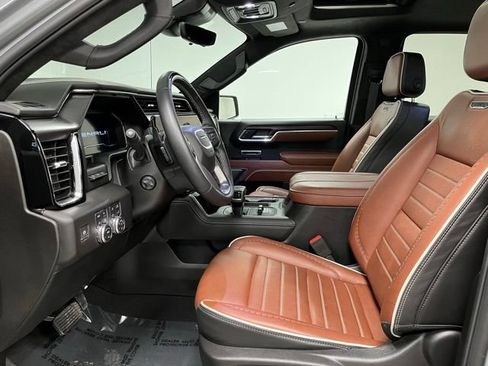 Used 2025 GMC Sierra 1500 Denali Ultimate AWD/4WD image 21