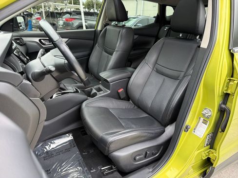 Used 2020 Nissan Rogue Sport SL w/ Premium Package FWD image 33