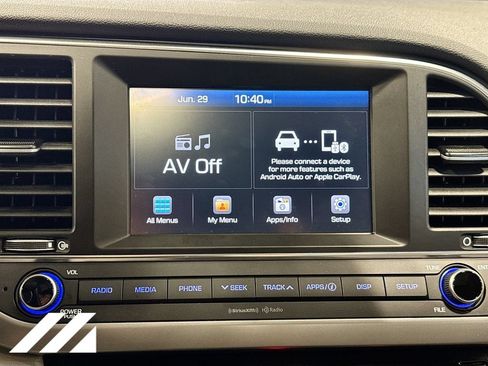 Used 2018 Hyundai Elantra Value Edition FWD image 16