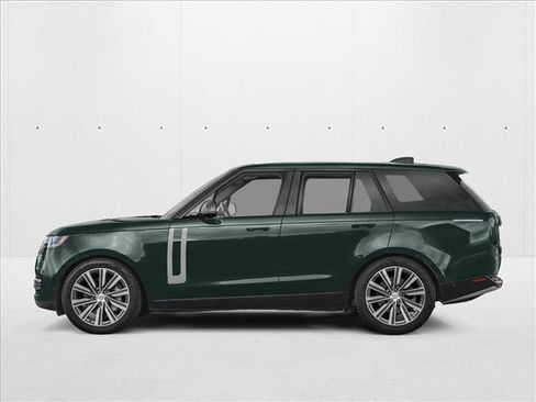New 2026 Land Rover Range Rover SE image 3