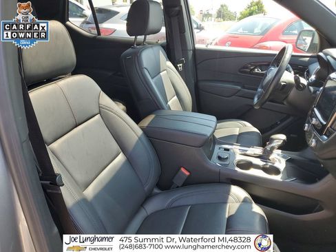 Certified 2023 Chevrolet Traverse RS AWD/4WD image 30