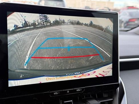 Certified 2025 Toyota Corolla SE image 23