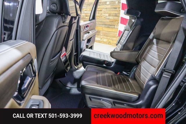 Used 2025 GMC Yukon Denali Ultimate AWD/4WD image 13