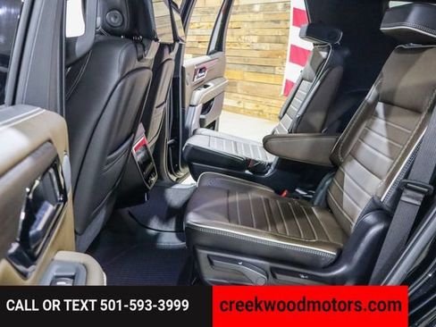 Used 2025 GMC Yukon Denali Ultimate AWD/4WD image 13