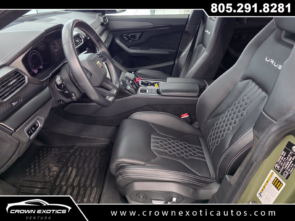 Used 2024 Lamborghini Urus Performante AWD/4WD image 27