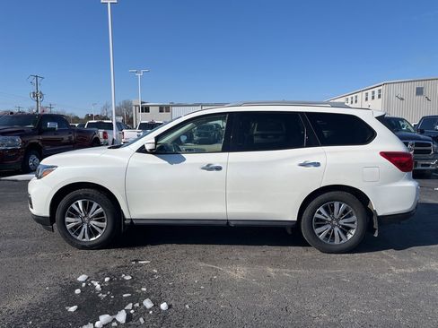 Used 2019 Nissan Pathfinder SL image 8