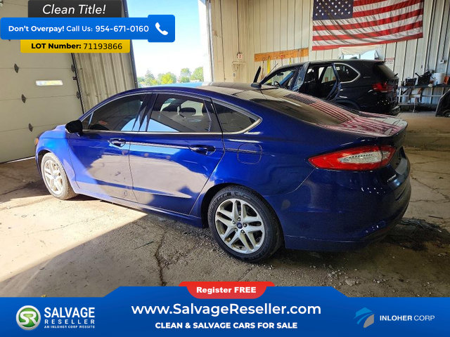 Used 2016 Ford Fusion SE FWD image 3