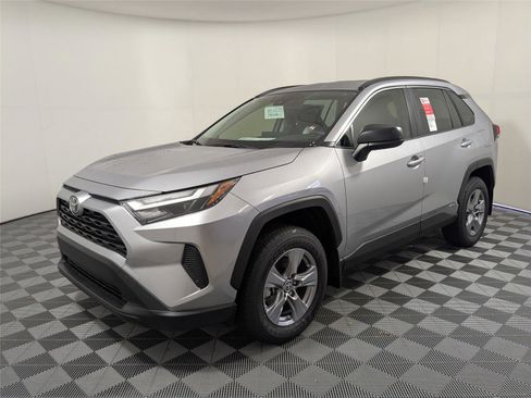 New 2025 Toyota RAV4 LE image 2