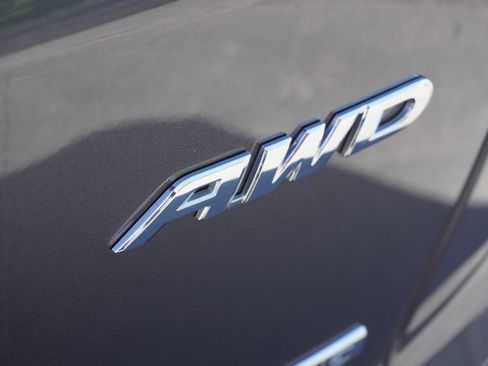 Used 2022 Honda CR-V Touring image 4