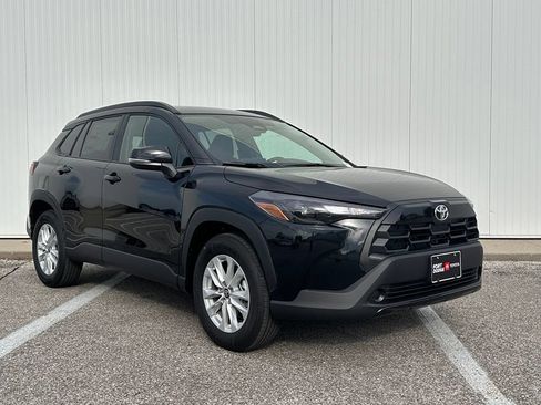 New 2026 Toyota Corolla Cross LE w/ Cold Weather Package AWD/4WD image 8