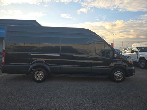 Used 2024 Ford Transit 350 XLT image 39