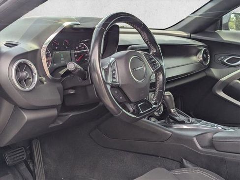 Used 2018 Chevrolet Camaro LT RWD image 2