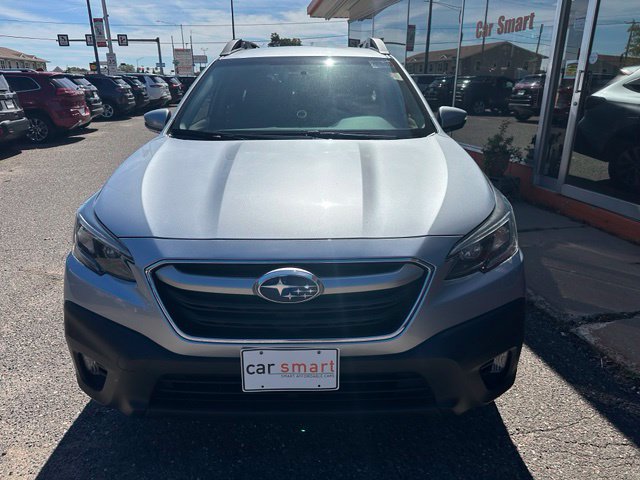 Used 2022 Subaru Outback Premium AWD/4WD image 2