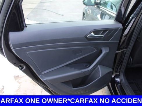 Used 2019 Volkswagen Jetta GLI image 22