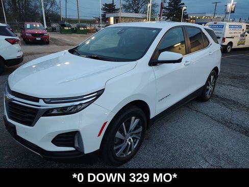 Used 2022 Chevrolet Equinox LT image 1