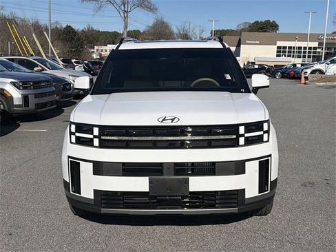 Used 2025 Hyundai Santa Fe Limited image 2