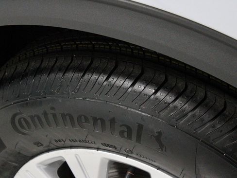 Certified 2025 Ford Escape Active image 19