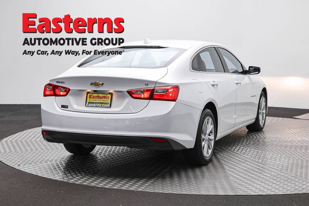 Used 2025 Chevrolet Malibu LT FWD image 7